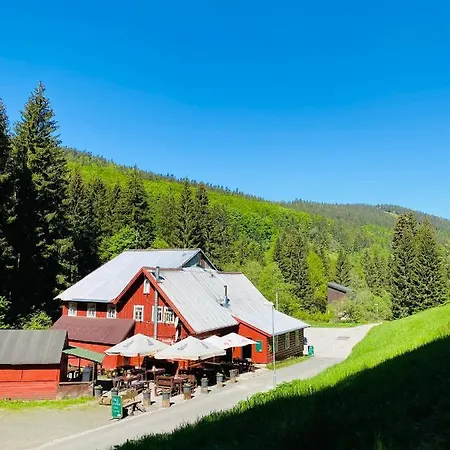 Lesni Zatisi- Harrachov