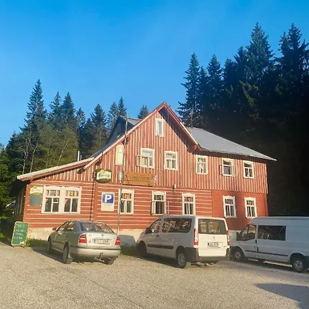Lesni Zatisi- Harrachov