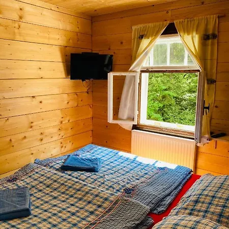 Lesni Zatisi- Guest house