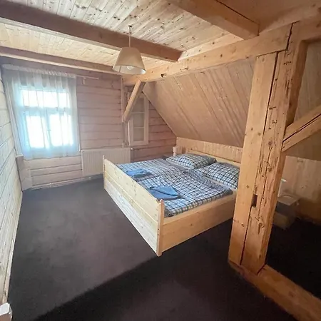 Lesni Zatisi- 3*