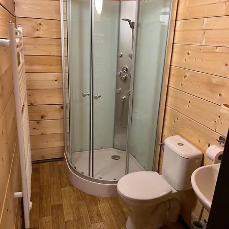 Lesni Zatisi- Guest house
