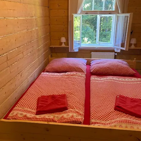 Guest house Lesni Zatisi- Harrachov